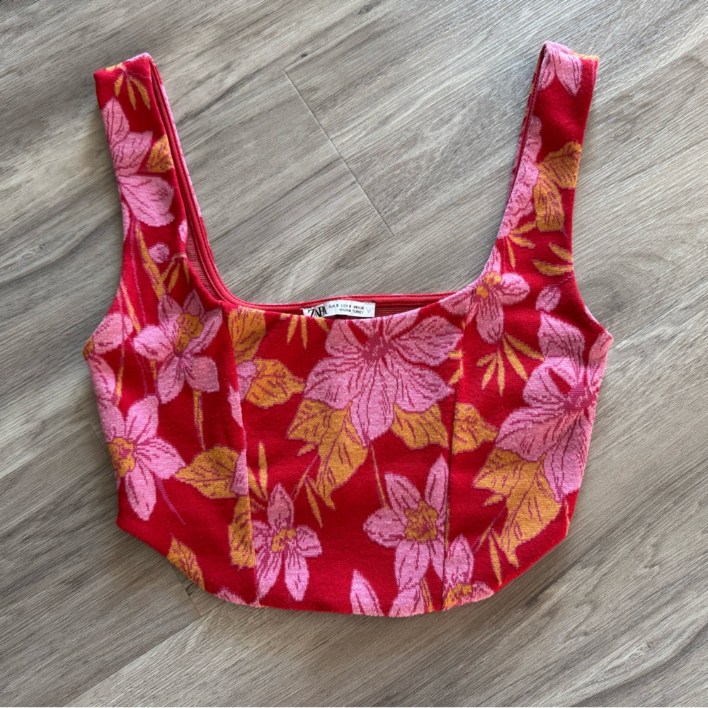 ZARA CROPPED TOPS - Picture 2 of 15